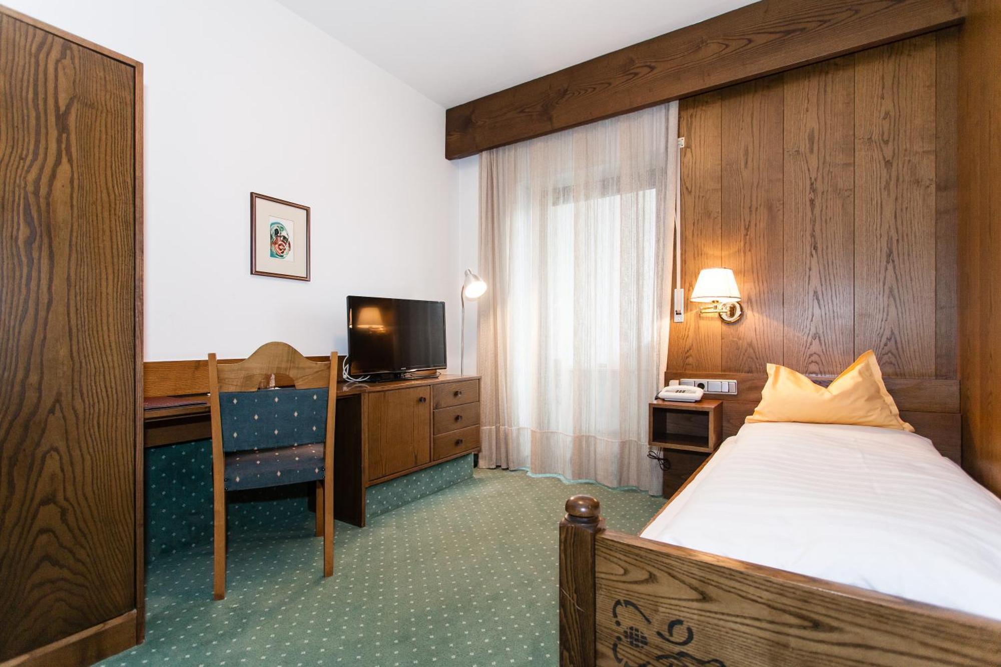 Hotel Am Wolfgrubenersee Soprabolzano Ngoại thất bức ảnh