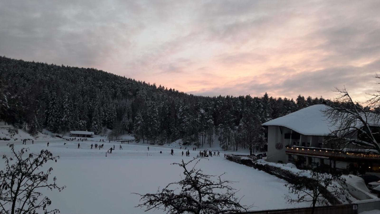 Hotel Am Wolfgrubenersee Soprabolzano Ngoại thất bức ảnh